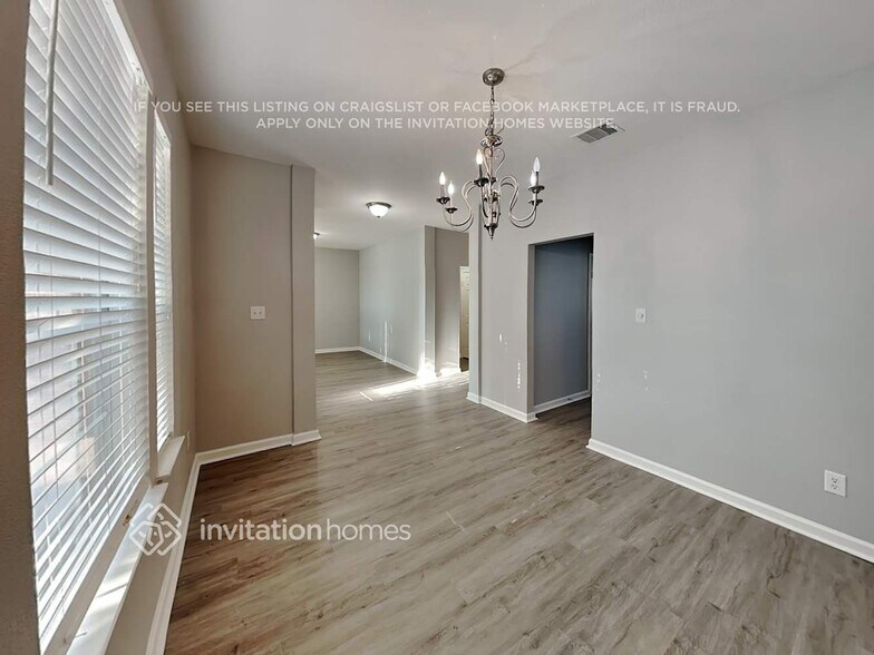 Building Photo - 4522 Lake Halbert Ln