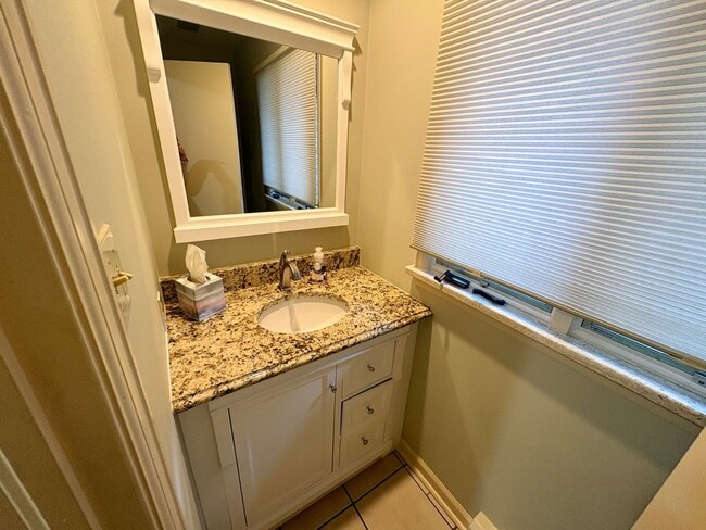 Building Photo - Gorgeous 4 bed 5 bath Luxury rental in Cherry Hills Village!