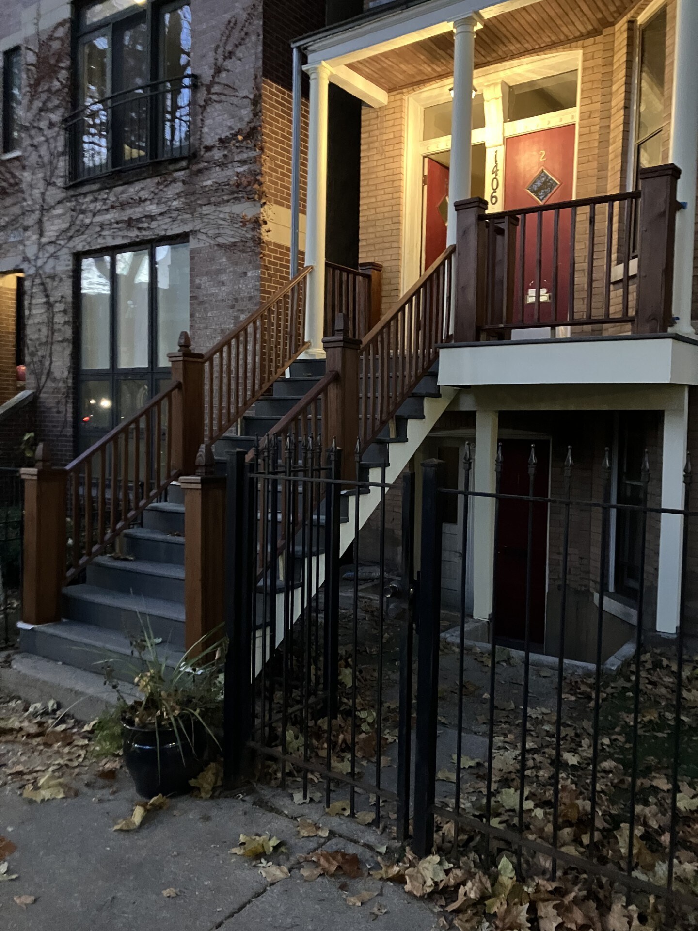 Building Photo - 1406 W Byron St