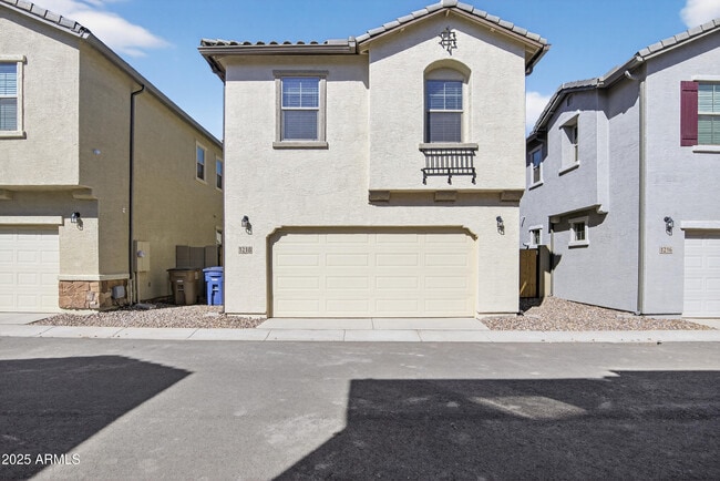 Building Photo - 1218 W Sparrow Dr