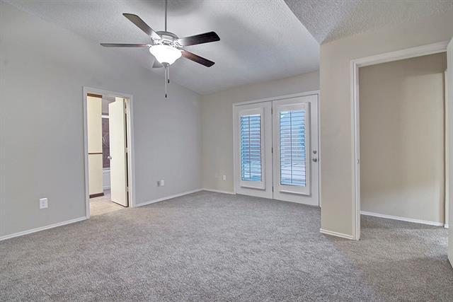 Building Photo - 2106 Willowgate Ln
