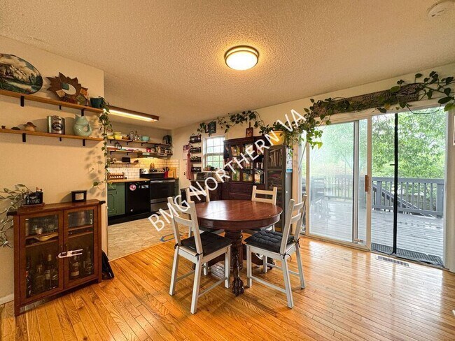 Building Photo - 311 Prospect Dr SW