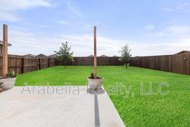 Building Photo - 6110 Willow Point Blvd