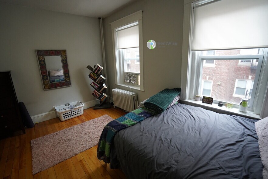 Building Photo - 228 South St