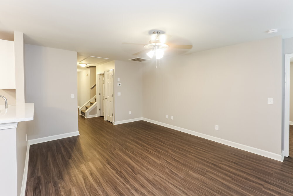 Building Photo - 4214 Broadstairs Dr SW