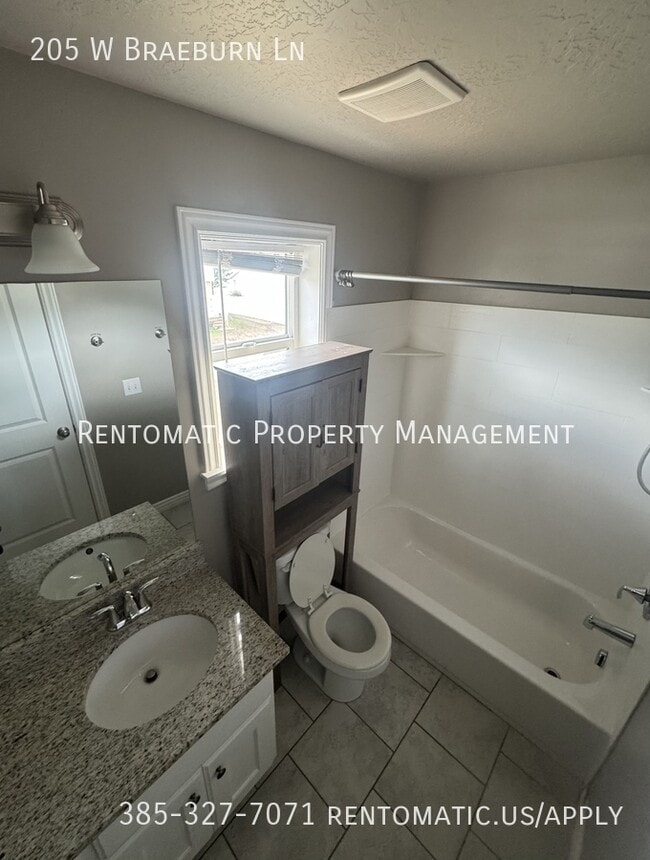 Building Photo - 205 Braeburn Ln