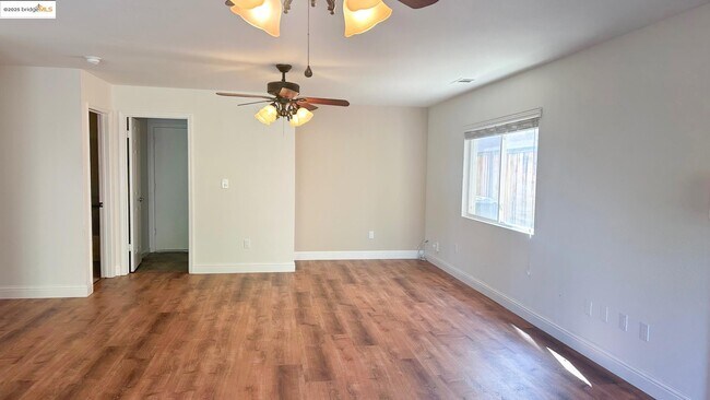 Building Photo - 4537 Pronghorn Way