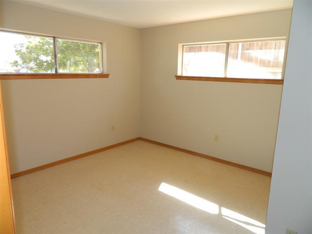 Building Photo - 203 N Main St