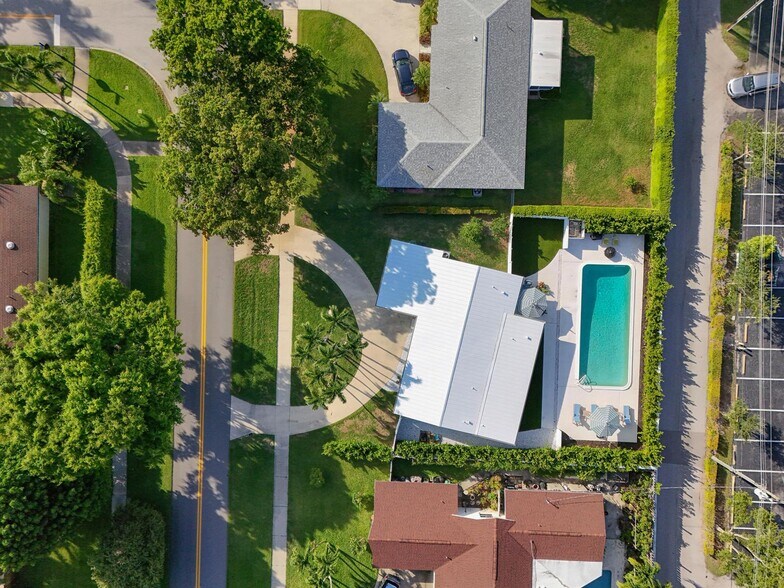 Building Photo - 720 Eastwind Dr