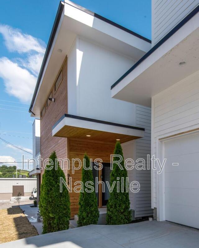 Building Photo - 958 9th Ave S