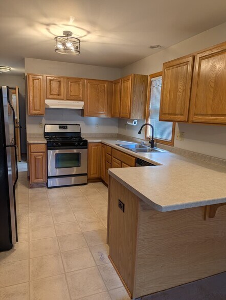 Kitchen 2 - 6036 W Mitchell St