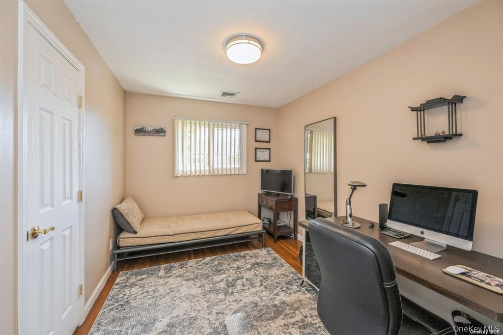 Building Photo - 41 Eaton Rd