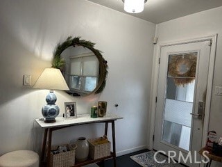 Building Photo - 3333 Balzac St