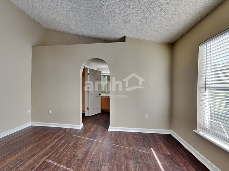 Building Photo - 116 Placid Woods Ct