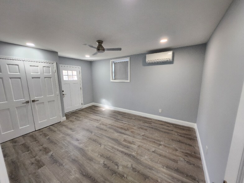 Building Photo - 132A Hawthorne Ave