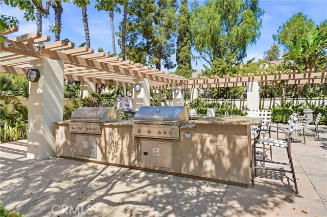 Building Photo - 1 Ardmore