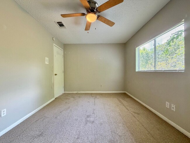 Building Photo - 2110 Warfield Way