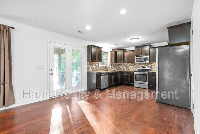 Building Photo - 961 Bonellis Ln