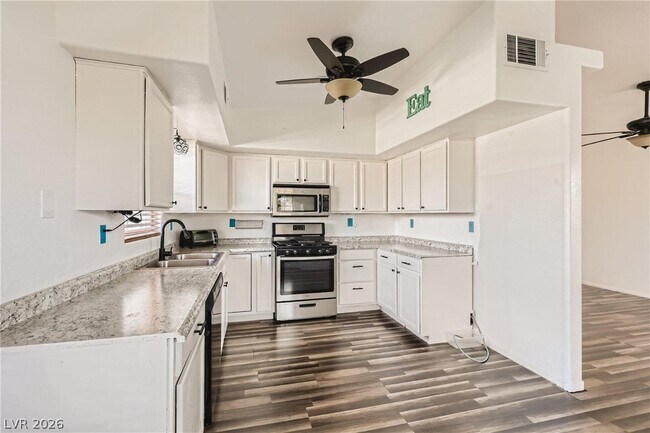 Building Photo - 520 Arrowhead Trail