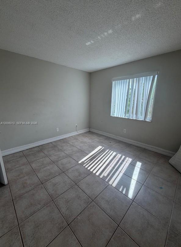 Building Photo - 14850 Naranja Lakes Blvd
