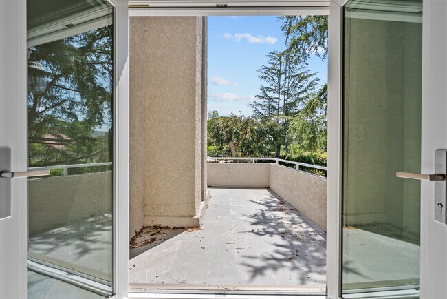 Building Photo - 618 Sinaloa Rd