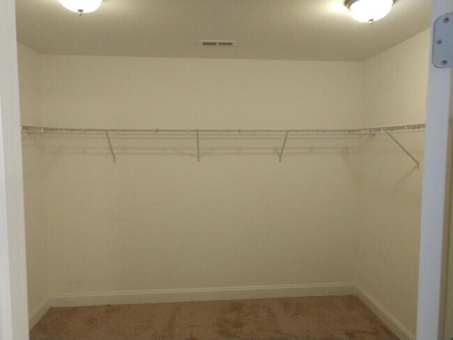 Building Photo - 150 Tipperary St