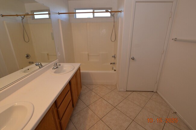 Building Photo - 3969 N Jazzy Ginger Ct