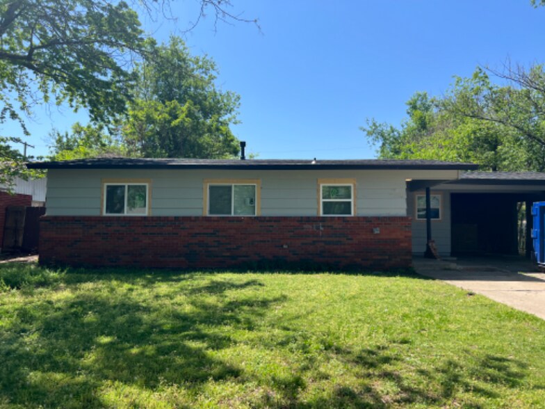Building Photo - 1328 Nebraska St