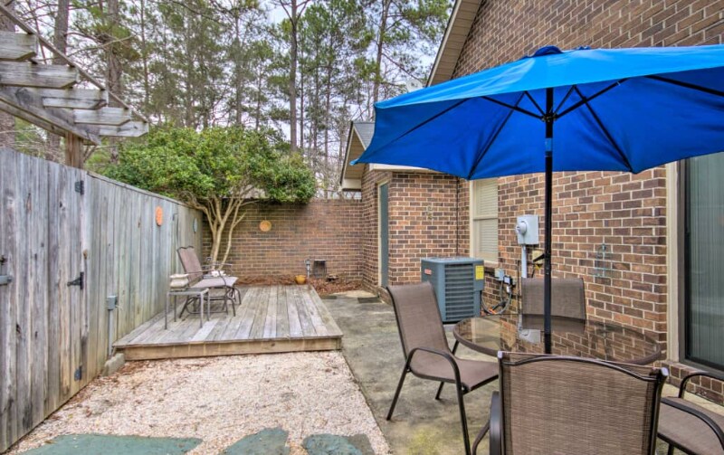 Building Photo - 210 Woodhaven Ct