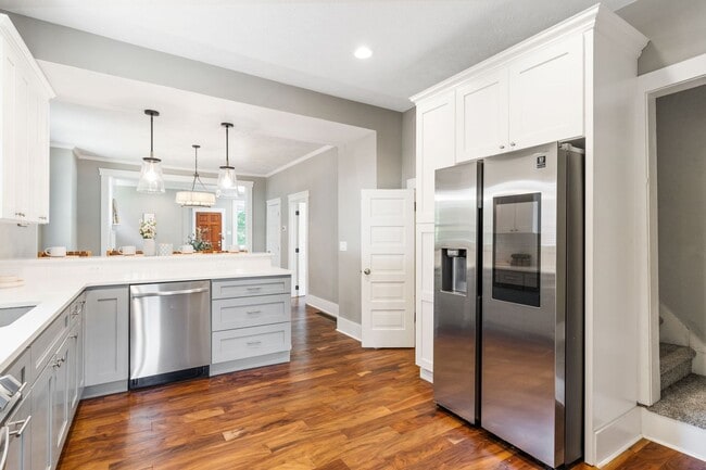 Building Photo - Charming Home in Spokane’s Heart – Unfurnished