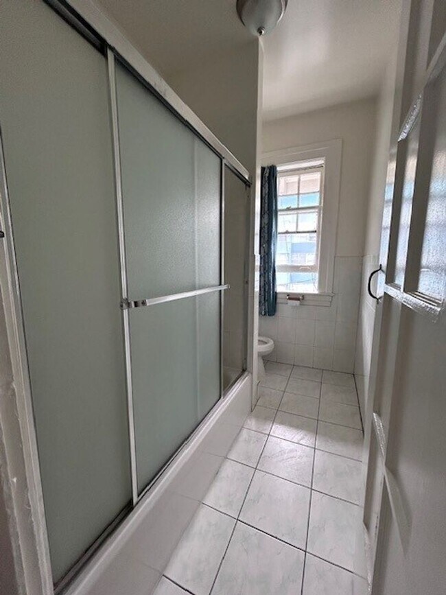 Building Photo - 2437 Shattuck Ave.