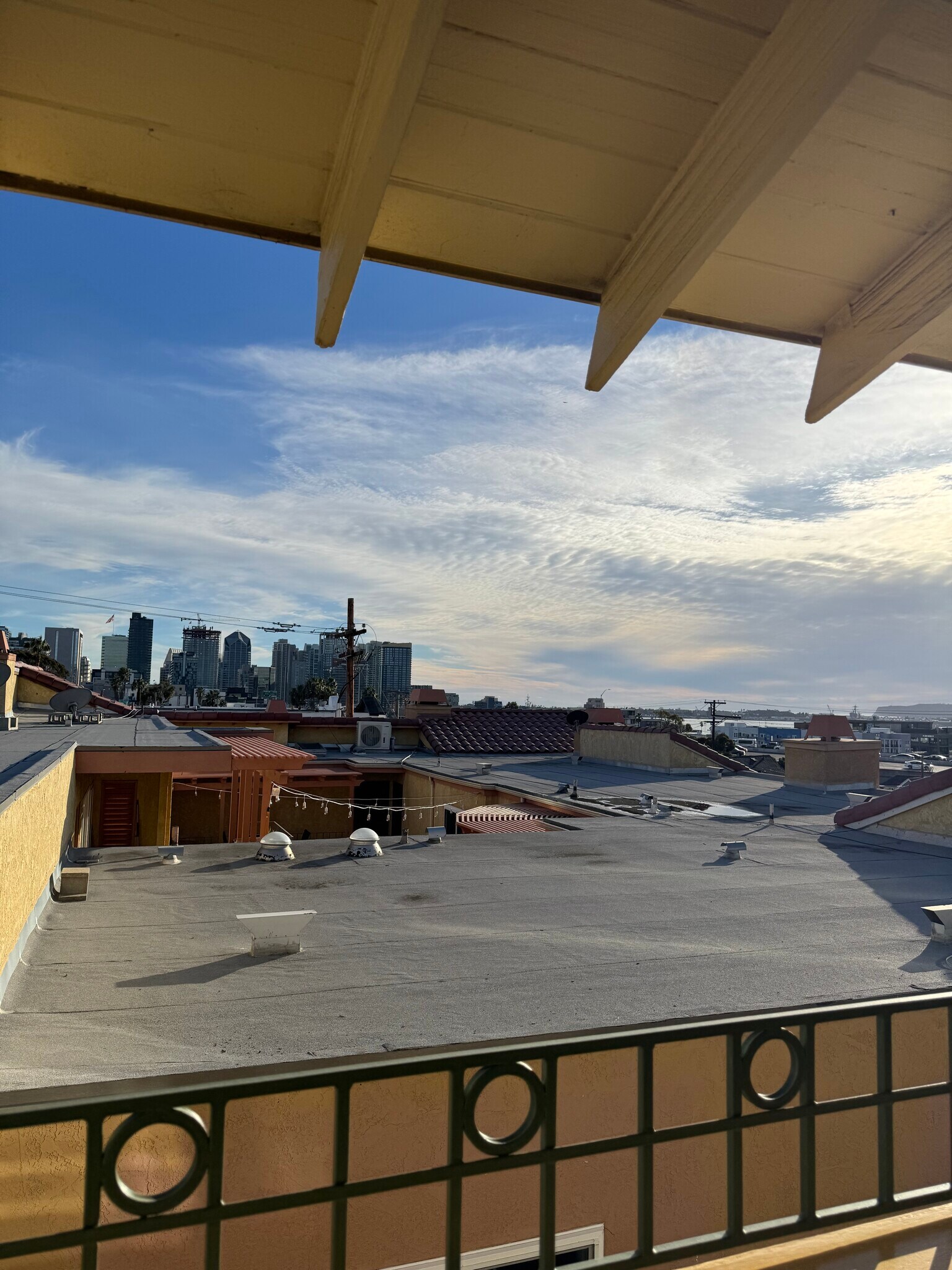 Building Photo - 2329 Curlew St