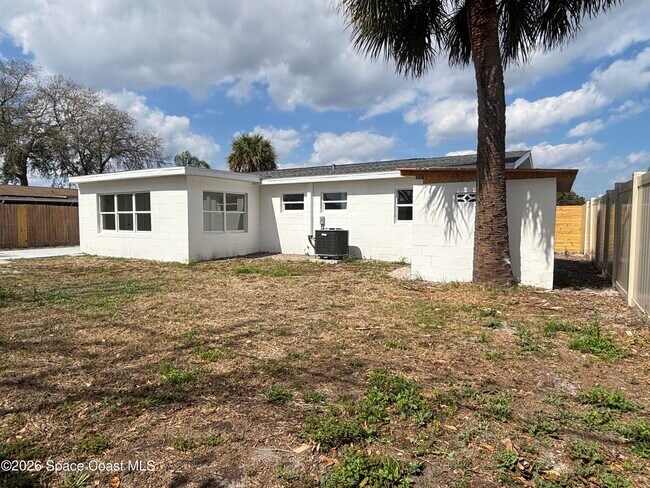 Building Photo - 1301 Kathwood Dr