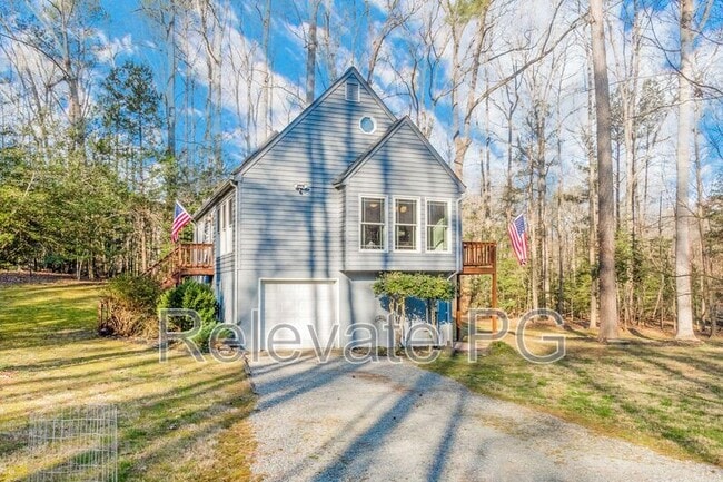 Building Photo - 12620 Thoreau Dr