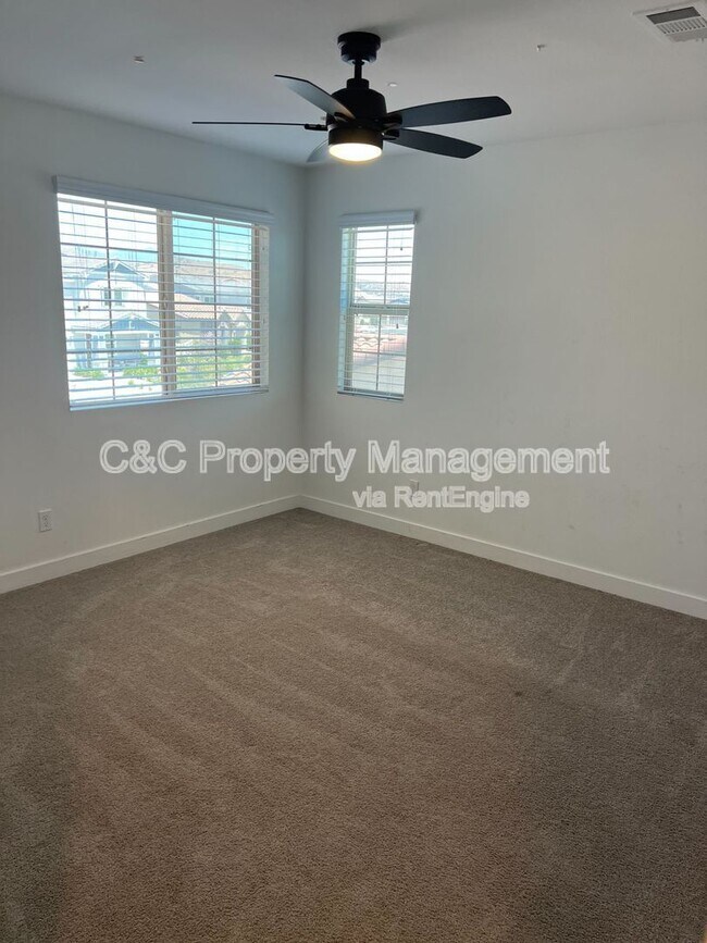 Building Photo - 5912 Banbury Ln