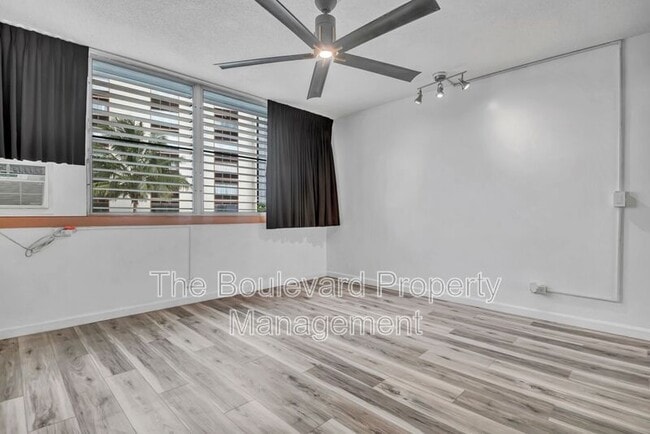 Building Photo - 1550 Rycroft St