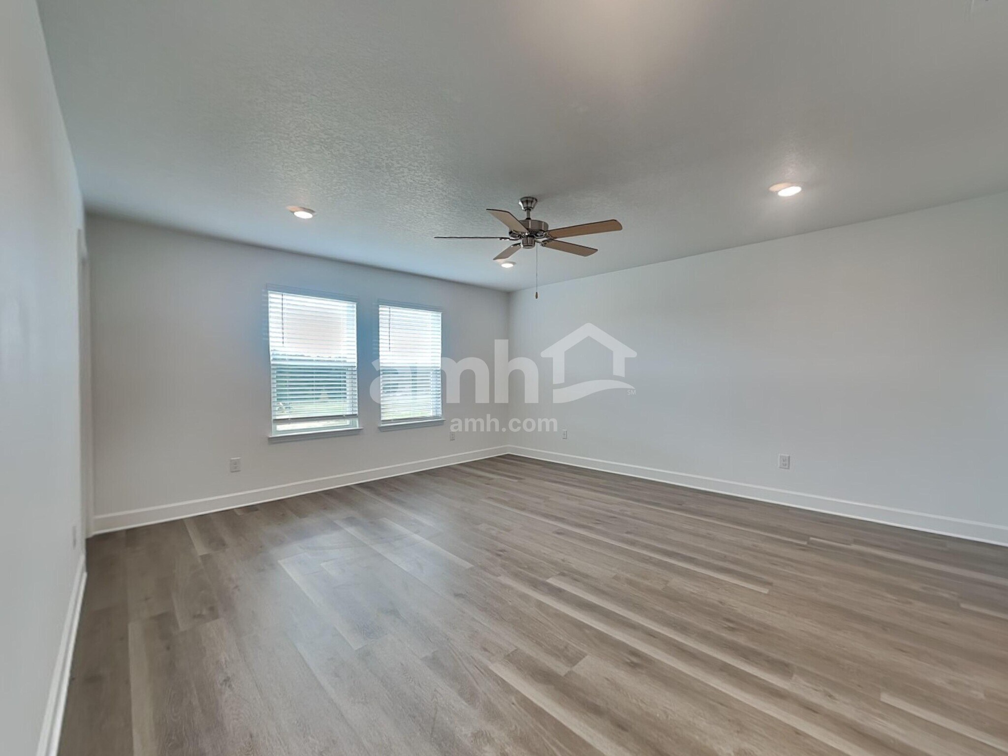 Building Photo - 37878 Dusty Saddle Ln
