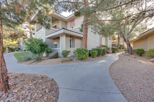 Primary Photo - 1008 Domnus Ln