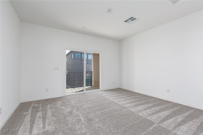 Building Photo - 2532 Vittora Pointe St