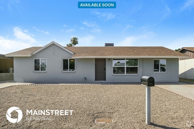 Building Photo - 4301 E Saint Catherine Ave
