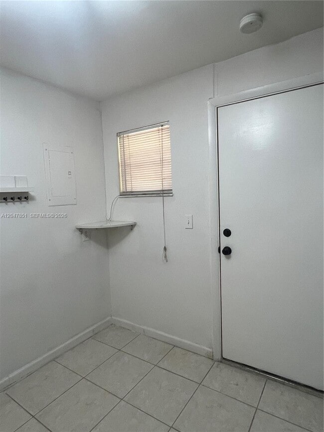 Building Photo - 403 NW 68th Ave