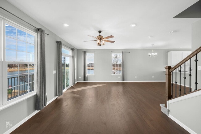 Building Photo - 231 Lakeshore Dr