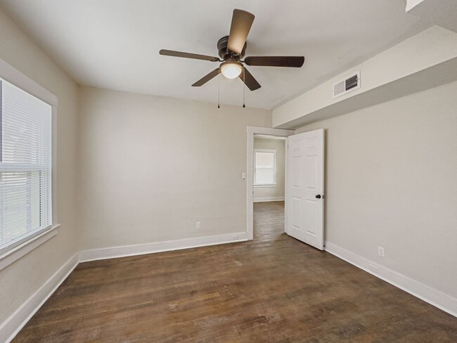 Building Photo - Welcome home!