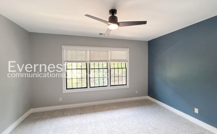 Building Photo - 506 Barristers Ct