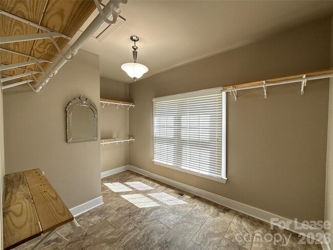 Building Photo - 15816 Feeny Ct