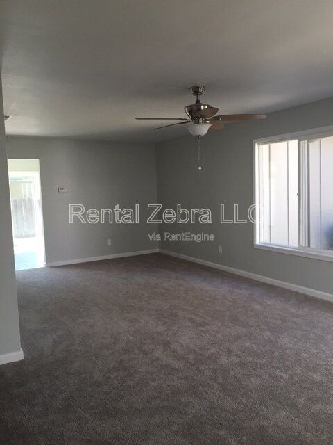 Primary Photo - 909 Breton Dr