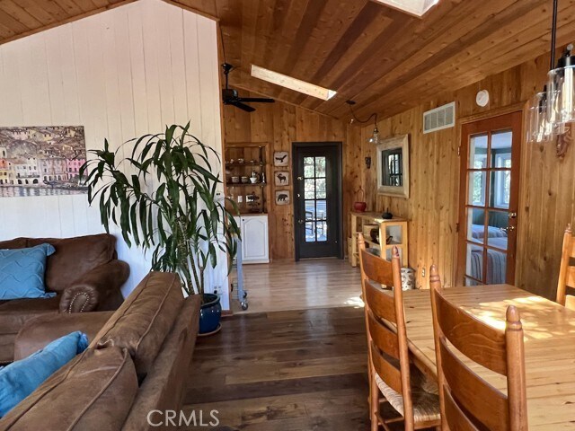 Building Photo - 456 S Skyline Dr