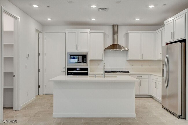 Building Photo - 11463 Ethereal Lndg Ave