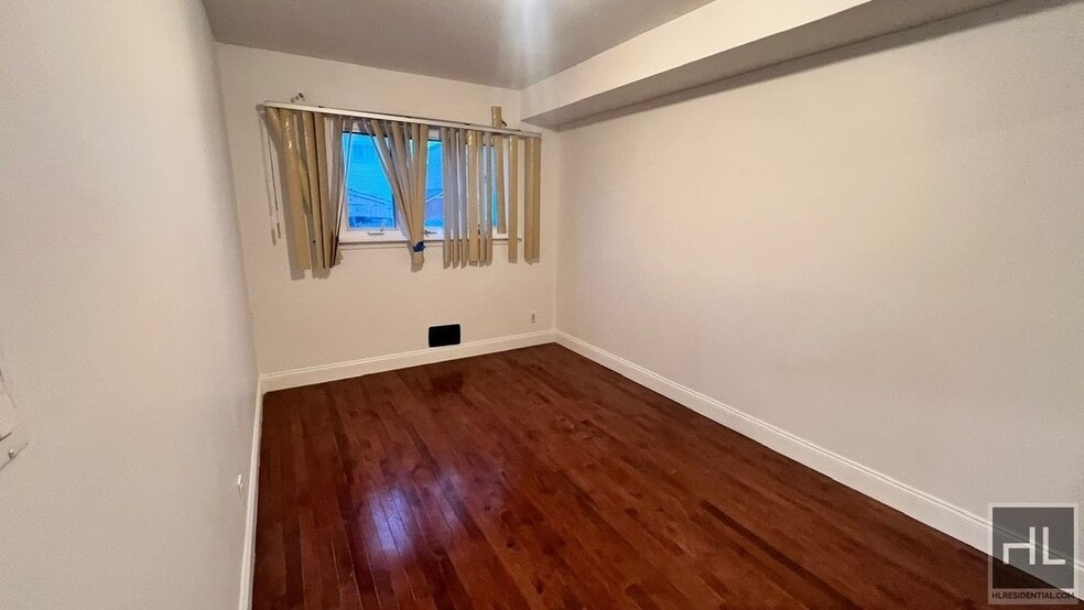 Building Photo - 149-63-149256 256th St