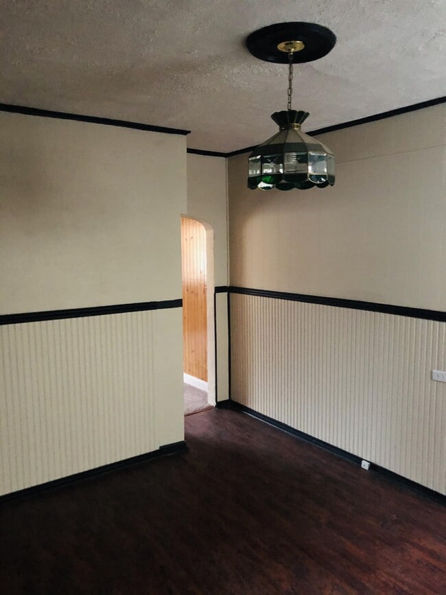 Building Photo - 1810 Ley St